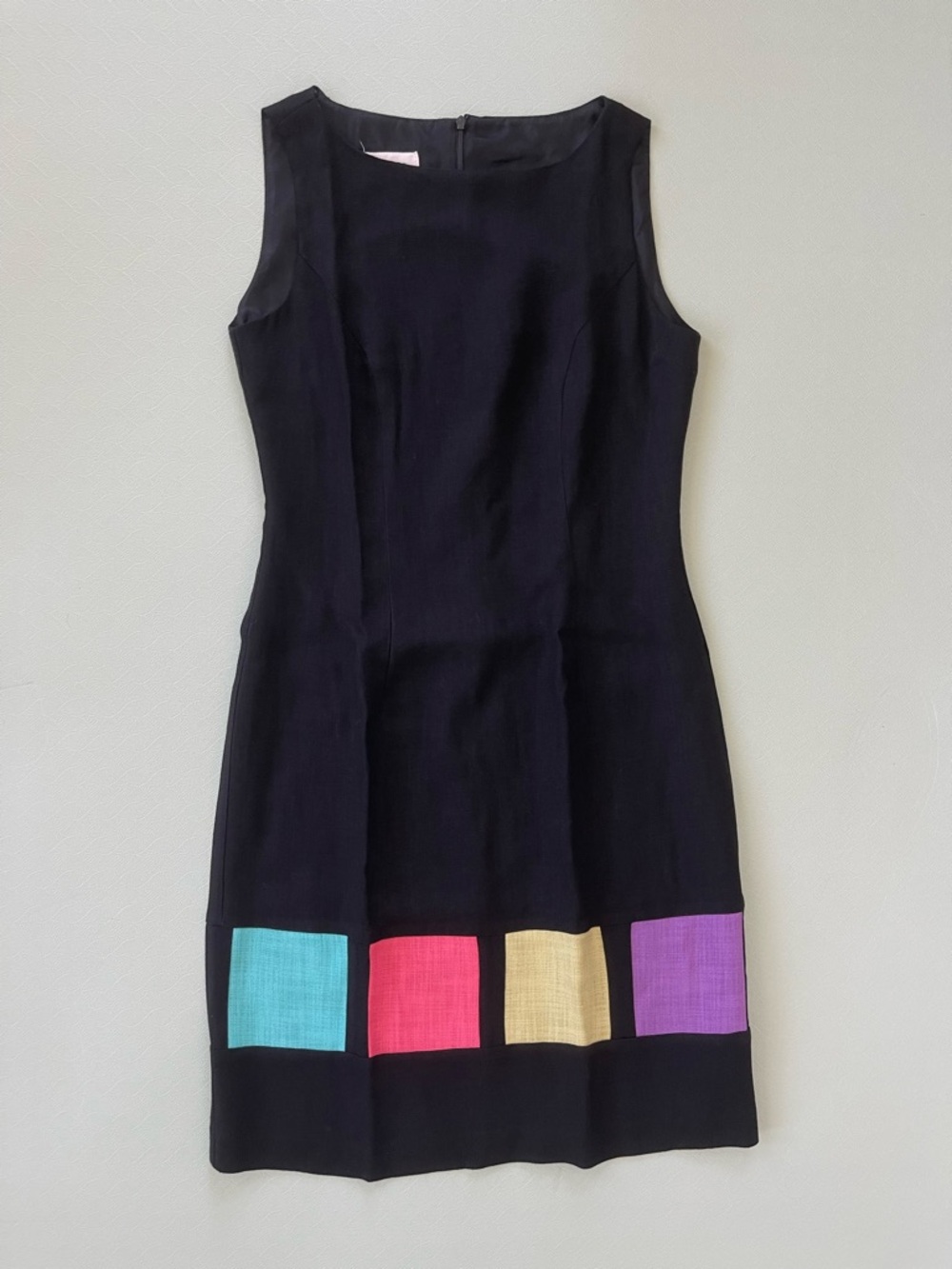 David Warren Black Sleeveless Mini Dress with Color Block Hem